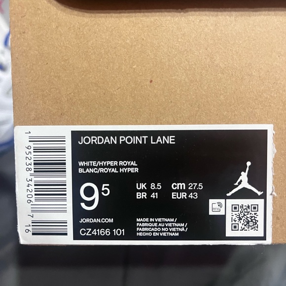 Never worn Jordan Point Lane size 9.5 men